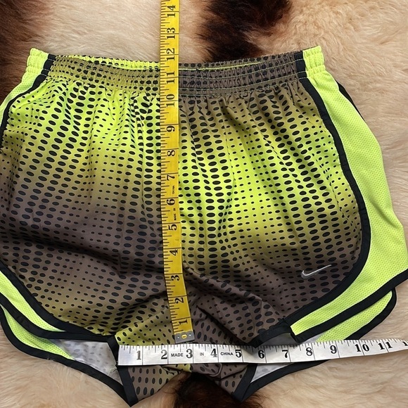 Nike‎ Shorts - Picture 8 of 8